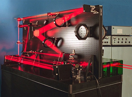 實(shí)驗(yàn)室級(jí)光學(xué)平臺(tái)(圖27) 實(shí)驗(yàn)室級(jí)光學(xué)平臺(tái)(圖27)