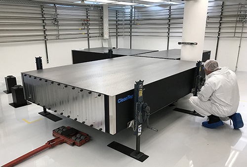 拼接光學(xué)平臺(圖3) 拼接光學(xué)平臺(圖3)